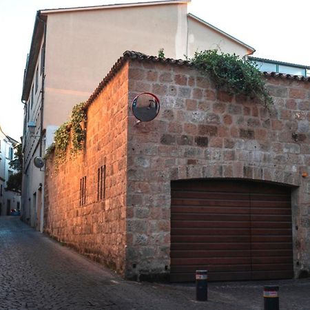 Апартаменты La Dimora Delle Zitelle Sperse - Parcheggio Privato Орвието Экстерьер фото